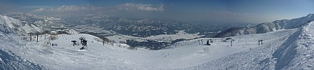 2015-02-11 13.45.00 Panorama Simon - Alps Daira Station view_stitch.jpg: 11675x2600, 5401k (2015 Jun 03 20:05)
