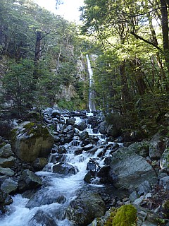2016-01-04 09.49.13 P1040058 Philip - stream and side waterfall.jpeg: 3240x4320, 4646k (2016 Jan 04 09:49)
