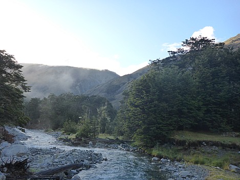 2016-01-04 07.33.06 P1000293 Simon - at South Temple Hut looking upstream.jpeg: 4608x3456, 5631k (2016 Feb 08 19:32)