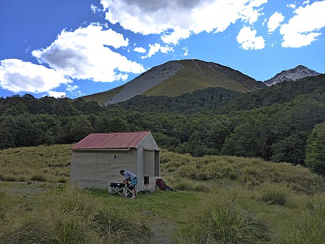 2016-01-05 16.46.57 P1000332 Simon - Maitland Hut_ed.jpeg: 4608x3456, 4639k (2016 Feb 12 21:31)