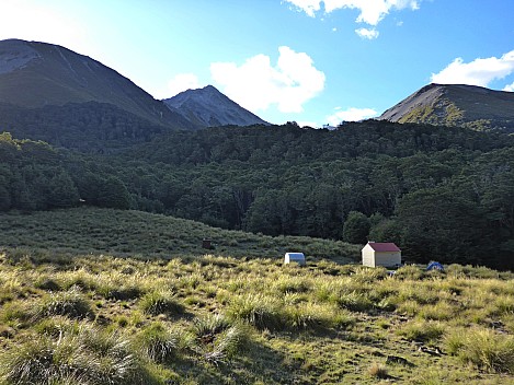 2016-01-05 19.31.24 P1000333 Simon - Maitland Hut_ed.jpeg: 4608x3456, 5050k (2016 Feb 12 21:31)