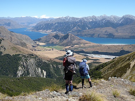 2016-01-09 12.53.39 P1000167 Brian - Bruce and Philip looking at Lake Hawea.jpeg: 4000x3000, 4824k (2016 Jan 09 12:53) 2016-01-09 12.53.39 P1000167 Brian - Bruce and Philip looking at Lake Hawea.jpeg: 4000x3000, 4824k (2016 Jan 09 12:53)
