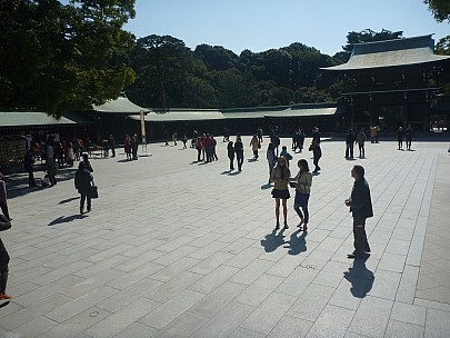 2016-03-03 11.04.03 P1020421 Adrian - Meiji Shrine Main Hall.jpeg: 4000x3000, 5439k (2016 Mar 07 22:35)