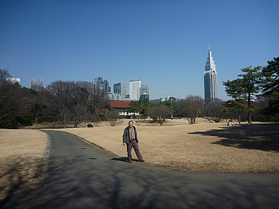 2016-03-03 11.18.36 P1020429 Adrian - Simon at Yoyogi Park.jpeg: 4000x3000, 5872k (2016 Mar 07 22:35)