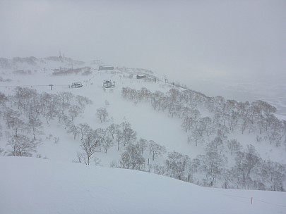 View of upper Niseko field
Photo: Simon
2016-02-25 09.49.07; '2016 Feb 25 09:49'
Original size: 4,608 x 3,456; 5,614 kB