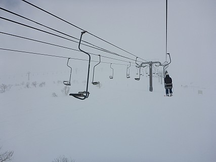 On King Lift  4
Photographer;&nbsp;Simon
2016-02-25&nbsp;09.40.41;&nbsp;Metadata time: '2016 Feb 25 09:40'
Original size:&nbsp;4,608 x 3,456; 5,226 kB
Filename: 2016-02-25 09.40.41 P1000444 Simon - on King Lift 4.jpeg