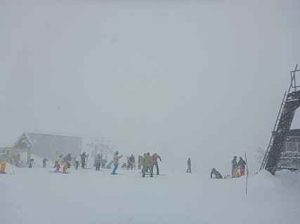 Rusutsu East Mt
Photographer;&nbsp;Simon
2016-02-27&nbsp;10.57.33;&nbsp;Metadata time: '2016 Feb 27 10:57'
Original size:&nbsp;4,608 x 3,456; 5,099 kB
Filename: 2016-02-27 10.57.33 P1000504 Simon - Rusutsu East Mt.jpeg