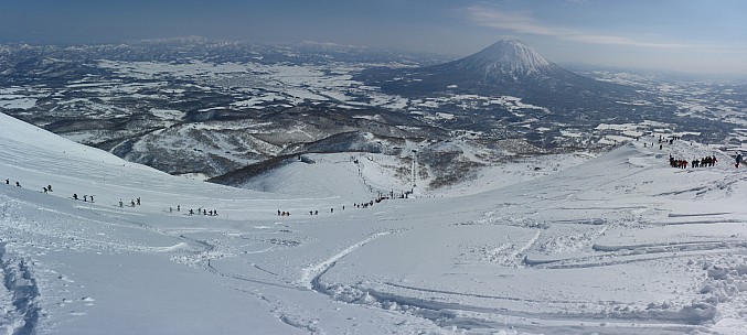 2016-02-28 10.45.32 Panorama Simon - summit 2 view_stitch.jpg: 9126x4095, 32050k (2016 May 17 22:50)