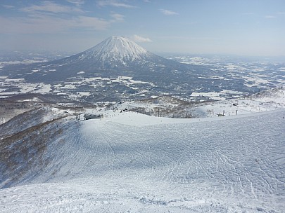 2016-02-28 11.41.56 P1000624 Simon - upper mountain P2.jpeg: 4608x3456, 6347k (2016 Feb 28 11:41)