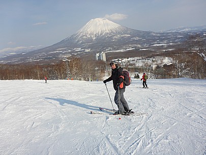 2016-02-28 15.19.24 P1000658 Simon - on Banzai course.jpeg: 4608x3456, 6368k (2016 Feb 28 15:19)