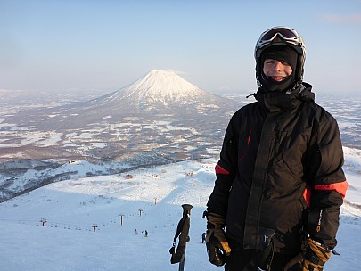 2016-02-28 16.18.55 P1000693 Simon - Adrian at top of Wonderland.jpeg: 4608x3456, 6361k (2016 Feb 28 16:18)