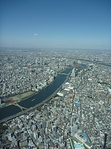2016-03-01 12.48.28 P1020328 Adrian - Sumida River.jpeg: 3000x4000, 5554k (2016 Mar 07 22:35)