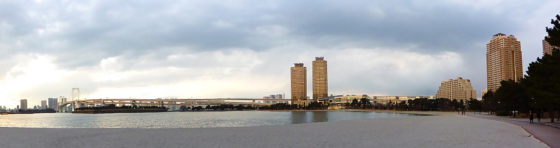 2017-01-13 16.53.16 P1010241 Simon - Odaba Beach panorama.jpeg: 3200x848, 1788k (2017 Jan 29 09:37)