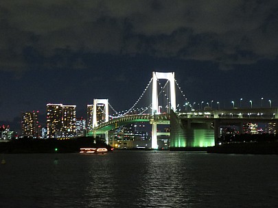 2017-01-13 17.41.50 IMG_8473 Anne - Rainbow Bridge lit up.jpeg: 4608x3456, 5276k (2017 Jan 26 18:34)