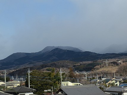 View from Shinkansen
Photographer;&nbsp;Anne
2017-01-14&nbsp;09.40.32;&nbsp;Metadata time: '2017 Jan 14 09:40'
Original size:&nbsp;4,608 x 3,456; 4,794 kB
Filename: 2017-01-14 09.40.32 IMG_8531 Anne - view from Shinkansen.jpeg