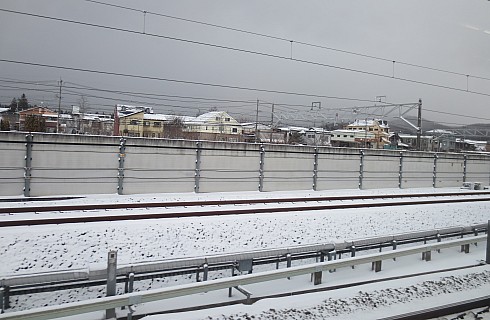 View from Shinkansen
Photographer;&nbsp;Anne
2017-01-14&nbsp;09.52.07;&nbsp;Metadata time: '2017 Jan 14 09:52'
Original size:&nbsp;4,608 x 3,012; 4,269 kB;&nbsp;cr
Filename: 2017-01-14 09.52.07 IMG_8536 Anne - view from Shinkansen_cr.jpeg