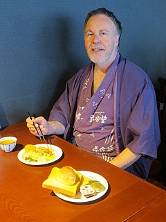 Simon at breakfast
Photographer;&nbsp;Anne
2017-01-15&nbsp;08.35.10;&nbsp;Metadata time: '2017 Jan 15 08:35'
Original size:&nbsp;3,456 x 4,608; 5,352 kB
Filename: 2017-01-15 08.35.10 IMG_8556 Anne - Simon at breakfast.jpeg