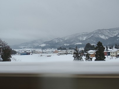 2017-01-17 08.33.34 IMG_8680 Anne - view from Kanazawa Shinkanzen.jpeg: 4608x3456, 4250k (2017 Jan 26 18:35)