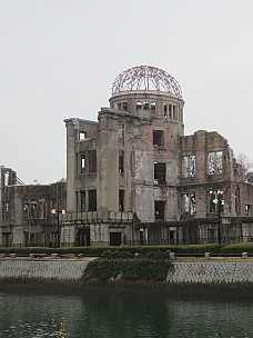 2017-01-20 16.52.30 IMG_9015 Anne - Atomic bomb dome across Motoyasu River.jpeg: 3456x4608, 4999k (2017 Jan 26 18:36)