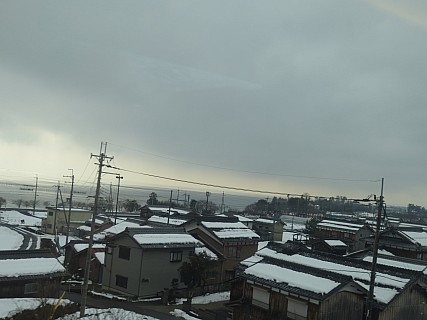 View From Train
Photographer;&nbsp;Anne
2017-01-20&nbsp;11.46.14;&nbsp;Metadata time: '2017 Jan 20 11:46'
Original size:&nbsp;4,608 x 3,456; 3,989 kB
Filename: 2017-01-20 11.46.14 IMG_8987 Anne - view from train.jpeg
