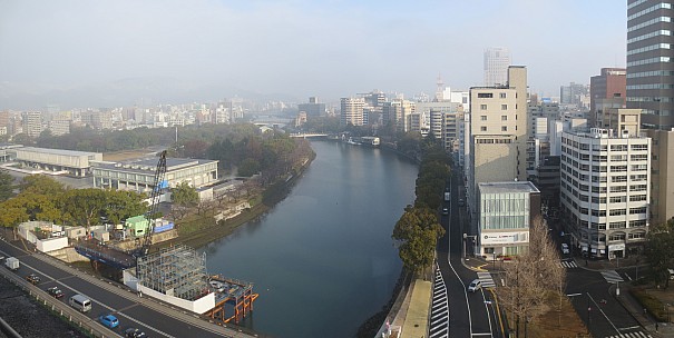 2017-01-21 09.02.49 IMG_9040 Anne - Motoyasu River_stitch.jpg: 5623x2826, 12418k (2017 Jul 06 20:17)