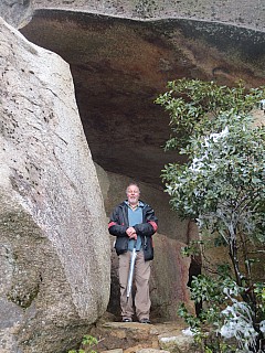 Simon on path through rock
Photographer;&nbsp;Anne
2017-01-21&nbsp;13.30.14;&nbsp;Metadata time: '2017 Jan 21 13:30'
Original size:&nbsp;3,456 x 4,608; 8,061 kB
Filename: 2017-01-21 13.30.14 IMG_9106 Anne - Simon on path through rock.jpeg