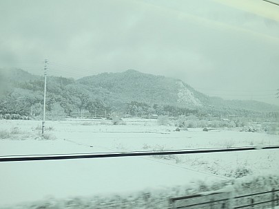 2017-01-23 10.55.51 IMG_9302 Anne - snowy view from train.jpeg: 4608x3456, 3901k (2017 Jan 26 18:37)