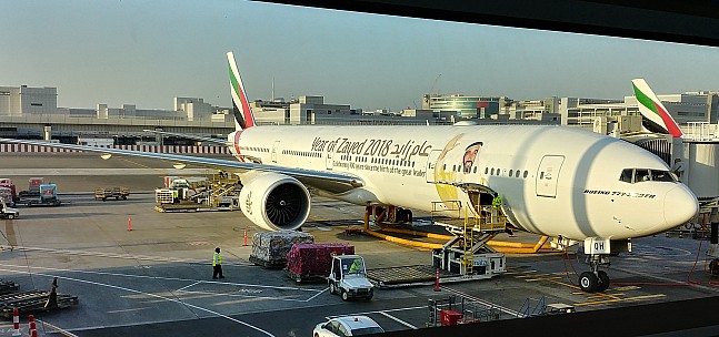 Airport at Dubai str cr
Photo: Simon
2018-01-19 07.54.40; '2018 Jan 19 07:54'
Original size: 3,625 x 1,702; 5,303 kB; {i:2;}
2018-01-19 07.54.40_HDR LG6 Simon - airport at Dubai_str_cr.jpg