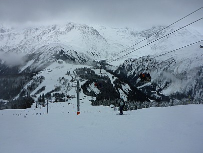 Chamonix valley from Kandahar
Photo: Simon
2018-01-22 13.42.46; '2018 Jan 22 13:42'
Original size: 4,608 x 3,456; 6,219 kB
2018-01-22 13.42.46 P1010799 Simon - Chamonix valley from Kandahar P3.jpeg