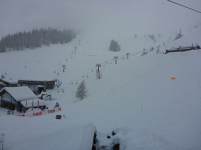 From Pra Neyron chair
Photo:&nbsp;Simon
2018-01-26&nbsp;14.57.44;&nbsp;'2018 Jan 26 14:57'
Original size:&nbsp;4,608 x 3,456; 5,807 kB
2018-01-26 14.57.44 P1020001 Simon - from Pra Neyron chair.jpeg