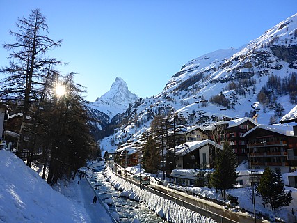 Matterhorn from Zermatt
Photographer;&nbsp;Simon
2018-01-29&nbsp;15.36.55;&nbsp;Metadata time: '2018 Jan 29 15:36'
Original size:&nbsp;4,608 x 3,456; 6,387 kB
Filename: 2018-01-29 15.36.55 P1020063 Simon - Matterhorn from Zermatt.jpeg