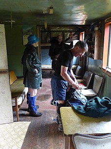 2019-01-13 11.26.48 P1010519 Brian - inside Condons Hut.jpeg: 3000x4000, 3953k (2019 Jun 24 21:09)