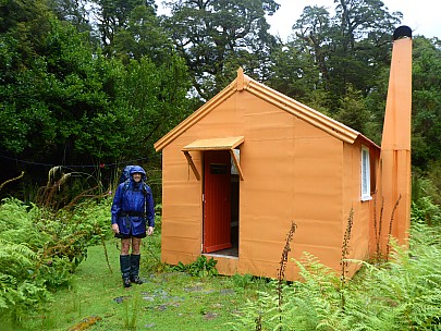 2019-01-13 16.06.43 P1020391 Simon - Jim at Tunnel Creek Hut.jpeg: 4608x3456, 5719k (2019 Jun 20 21:11)