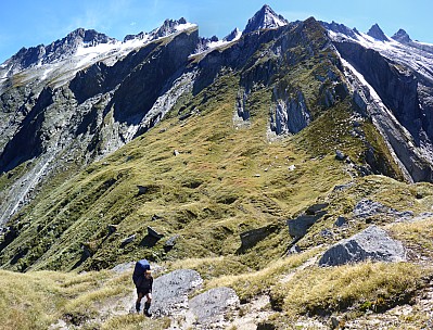 2019-01-15 11.40.12 Panorama Simon - looking north along the saddle_stitch.jpg: 5823x4442, 31512k (2019 Jun 20 21:11)