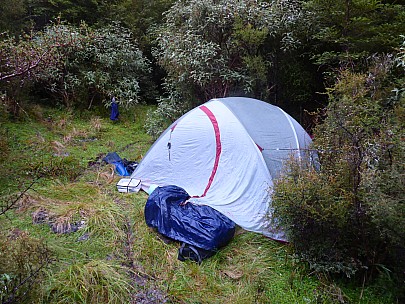 2019-01-20 07.26.59 P1020669 Simon - Otoko campsite.jpeg: 4608x3456, 5805k (2019 Jun 20 21:11)