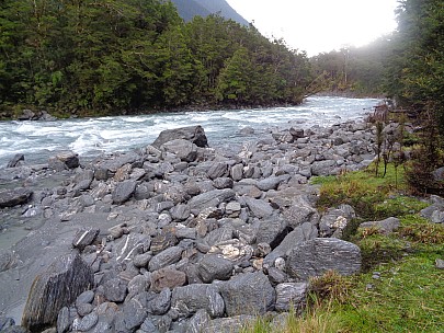 2019-01-21 09.29.58 DSC02620 Alan - view down the Otoko.jpeg: 5152x3864, 8017k (2019 Jun 20 20:42)