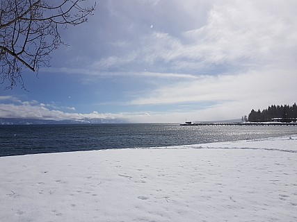 2019-02-27 12.01.47 Jim - Lake Tahoe and snow covered beach.jpeg: 4032x3024, 3537k (2019 Feb 28 15:50)