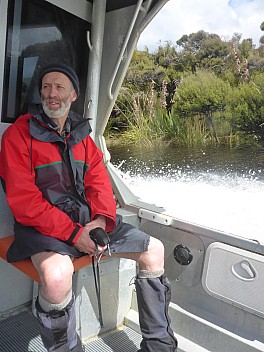 2019-11-14 15.06.52 P1030046 Simon - Brian in water taxi.jpeg: 3456x4608, 5497k (2019 Nov 14 15:06)