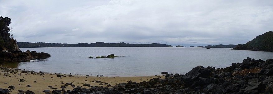 East end of West End Beach
Photo: Jim
2019-11-16 12.11.48; '2019 Nov 16 12:11'
Original size: 8,216 x 2,852; 16,225 kB; stitch
2019-11-16 12.11.48 Panorama Jim - east end of West End Beach_stitch.jpg
