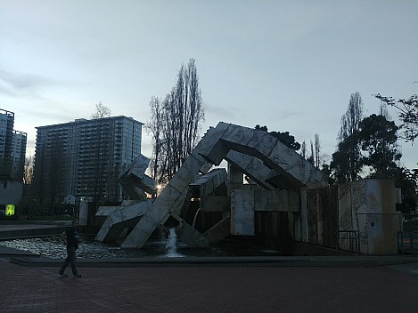 Vaillancourt Fountain on Embarcadero
Photo: Simon
2020-02-27 17.59.57; '2020 Feb 27 17:59'
Original size: 4,160 x 3,120; 4,785 kB