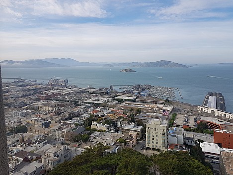 Alcatraz Island from Coit tower
Photo: Jim
2020-02-28 15.52.52; '2020 Feb 28 15:52'
Original size: 4,032 x 3,024; 4,287 kB