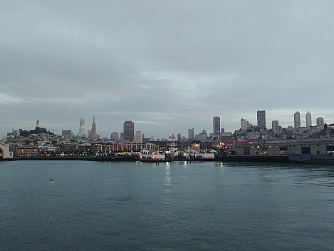 Pier  43 and Fishermans Wharf from cruise
Photo: Simon
2020-02-28 18.06.01; '2020 Feb 28 18:06'
Original size: 4,160 x 3,120; 5,267 kB