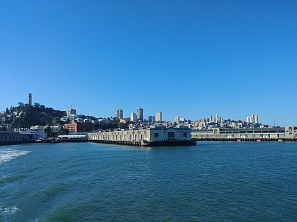 Looking back at Pier  33 and Coit Tower
Photographer;&nbsp;Simon
2020-02-29&nbsp;09.34.12;&nbsp;Metadata time: '2020 Feb 29 09:34'
Original size:&nbsp;4,160 x 3,120; 5,377 kB
Filename: 2020-02-29 09.34.12 LG6 Simon - looking back at Pier 33 and Coit Tower.jpeg