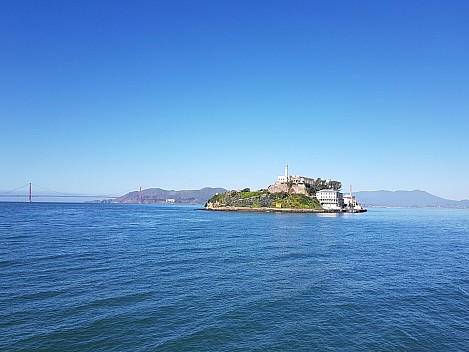Alcatraz Island
Photo: Jim
2020-02-29 09.39.59; '2020 Feb 29 09:39'
Original size: 3,618 x 2,713; 3,451 kB; cr