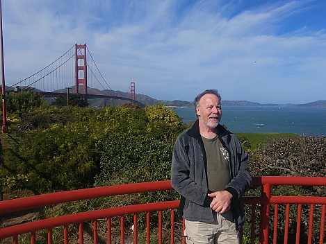 At Golden Gate bridge
Photo: Simon
2020-02-29 14.28.00; '2020 Feb 29 14:28'
Original size: 4,160 x 3,120; 3,924 kB
2020-02-29 14.28.00 LG6 Simon - at Golden Gate bridge.jpeg