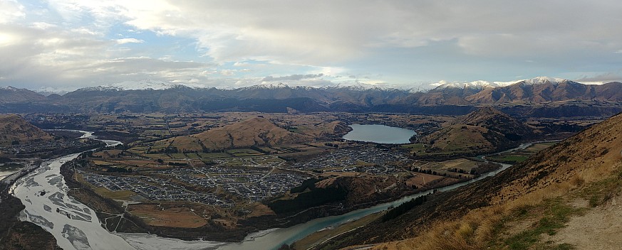 2020-08-02 16.53.16_HDR LG6 Adrian - Shotover River Lake Hayes_stitch.jpg: 7116x2869, 18476k (2020 Dec 05 20:42)