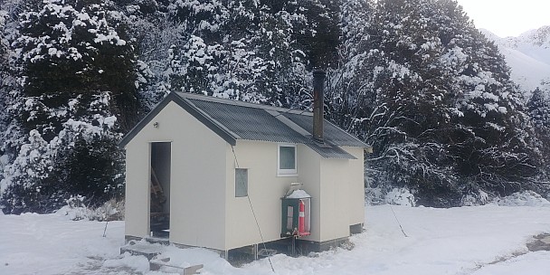 Early morning Mistake Flats Hut
Photo:&nbsp;Simon
2020-09-03&nbsp;07.22.42;&nbsp;'2020 Sept 03 07:22'
Original size:&nbsp;4,160 x 2,080; 4,301 kB
2020-09-03 07.22.42 LG6 Simon - early morning Mistake Flats Hut.jpeg