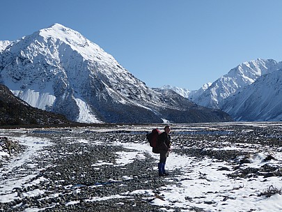Simon and view up the Havelock
Photo: Brian
2020-09-03 09.51.57; '2020 Sept 03 09:51'
Original size: 4,000 x 3,000; 4,963 kB
2020-09-03 09.51.57 P1020318 Brian - Simon and view up the Havelock.jpeg