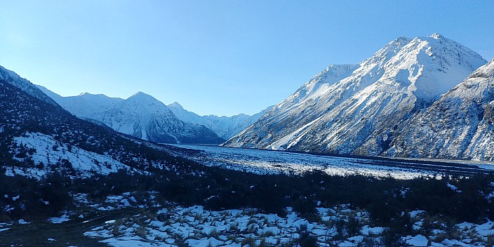 2020-09-03 16.58.19_HDR LG6 Simon - view from Growler up the Havelock.jpeg: 4160x2080, 3617k (2020 Nov 07 13:29)