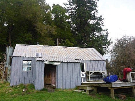 Hurunui Hut to Lake Taylor